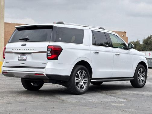 Oxford White 2023 Ford Expedition Max Limited