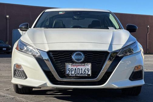 2022 Nissan Altima SR FWD