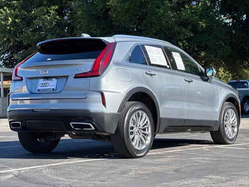 Argent Silver Metallic 2024 Cadillac XT4 Premium Luxury