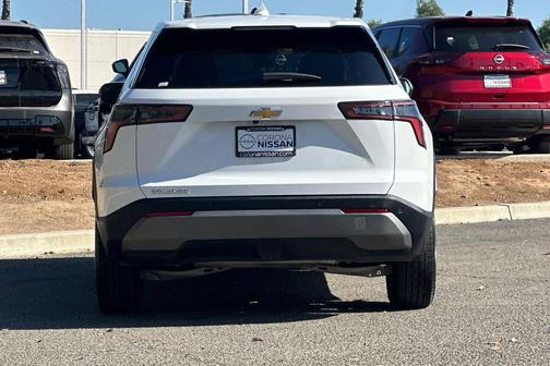 Summit White 2026 Chevrolet Equinox 1LT