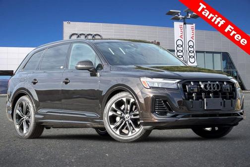 2026 Audi Q7 55 Premium Plus