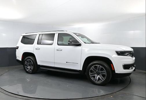 Bright White Clearcoat 2024 Jeep Wagoneer Series II 4x4