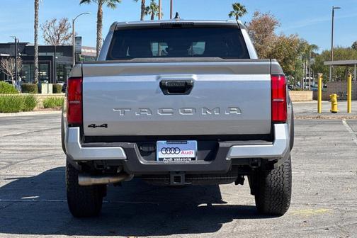 2025 Toyota Tacoma TRD Off-Road