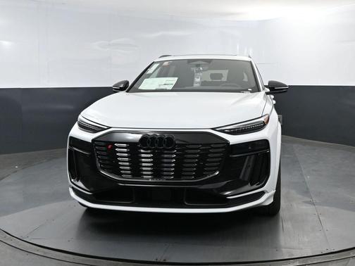 Glacier White 2027 Audi SQ6 e-tron Premium Plus quattro
