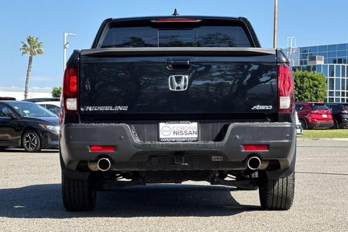 Crystal Black Pearl 2023 Honda Ridgeline RTL-E