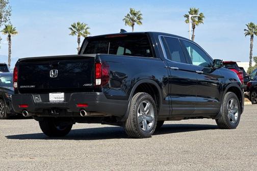 Crystal Black Pearl 2023 Honda Ridgeline RTL-E