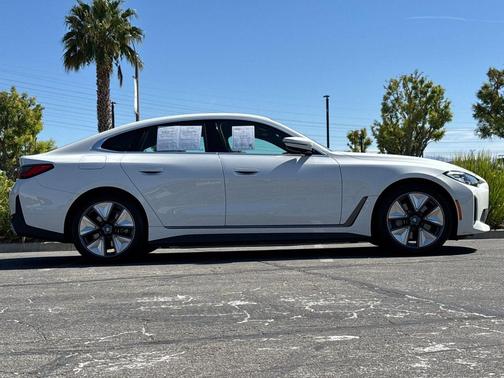 Alpine White 2023 BMW i4 Gran Coupe eDrive40