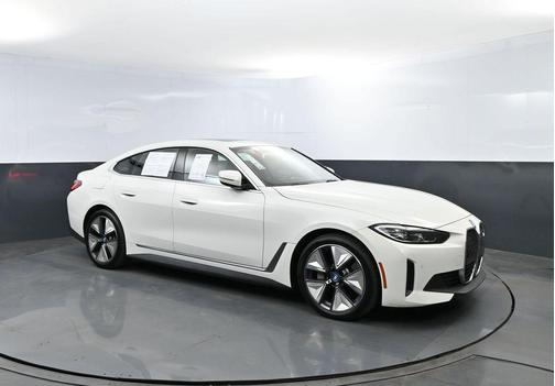 Alpine White 2023 BMW i4 Gran Coupe eDrive40