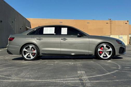 2023 Audi A4 45 S line Premium Plus