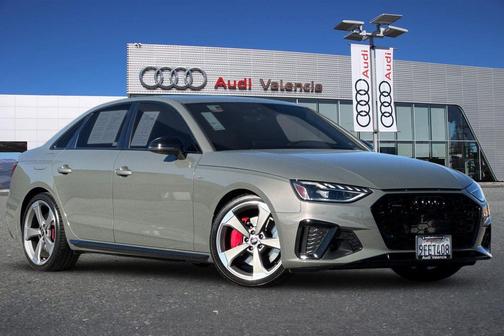 2023 Audi A4 45 S line Premium Plus