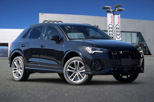 2025 Audi Q3 Premium 45 TFSI S line quattro Tiptronic