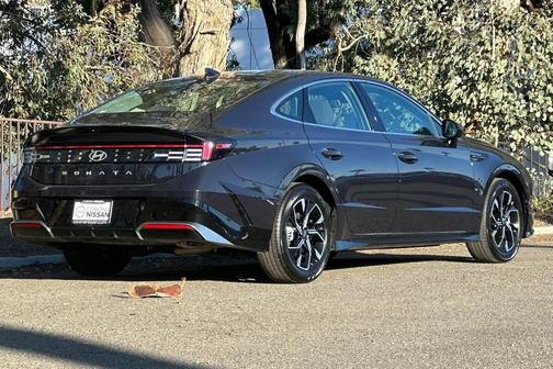 2025 Hyundai SONATA SEL