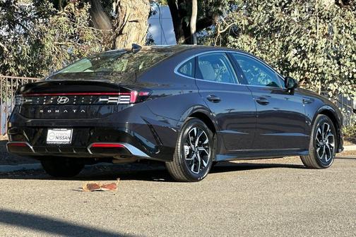 2025 Hyundai SONATA SEL