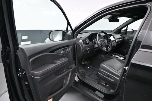 Black 2022 Honda Pilot AWD Black Edition