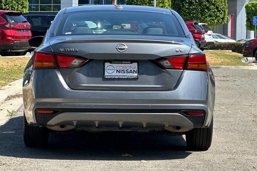 Gun Metallic 2024 Nissan Altima 2.5 SV