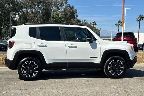 2023 Jeep Renegade Upland