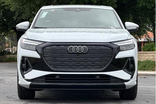 2025 Audi Q4 e-tron Sportback Premium Plus 55 quattro