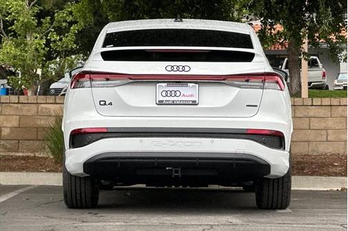 2025 Audi Q4 e-tron Sportback Premium Plus 55 quattro