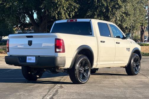 2024 RAM 1500 Classic Warlock Crew Cab 4x2 5'7' Box