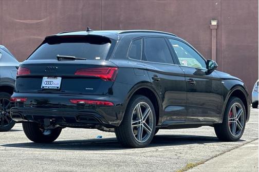 2025 Audi Q5 55 S line Premium Plus