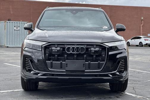 2026 Audi Q7 55 Premium Plus