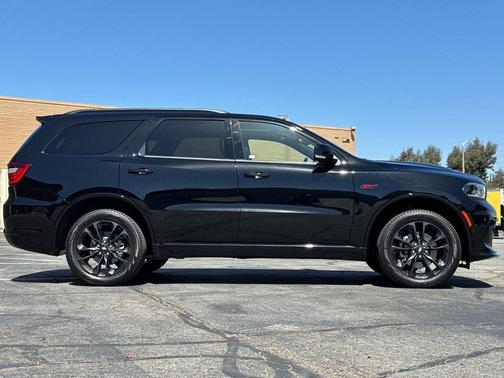 DB Black Clearcoat 2025 Dodge Durango GT Plus