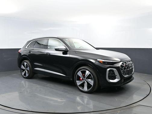 Mythos Black Metallic 2026 Audi SQ5 3.0T Premium Plus
