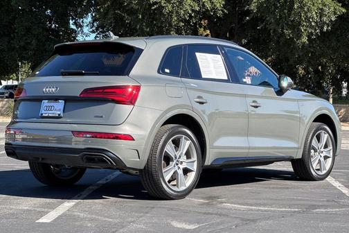 2025 Audi Q5 45 S line Premium