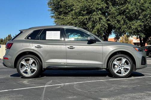 2025 Audi Q5 45 S line Premium