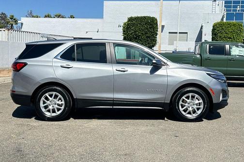 Sterling Gray Metallic 2024 Chevrolet Equinox 1LT
