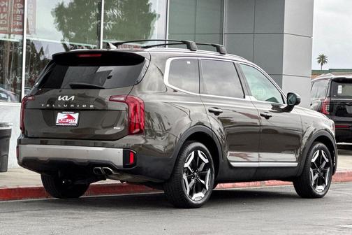 Dark Moss 2025 Kia Telluride S