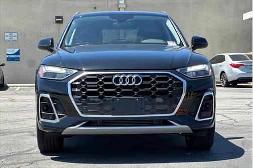 2025 Audi Q5 45 S line Premium
