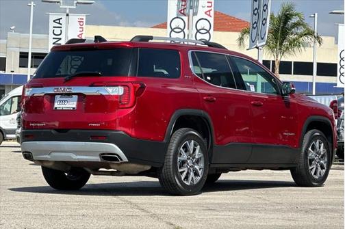 2023 GMC Acadia AWD SLT