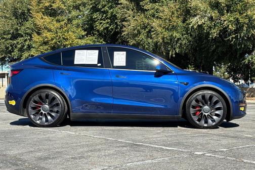 2022 Tesla Model Y Performance Dual Motor All-Wheel Drive