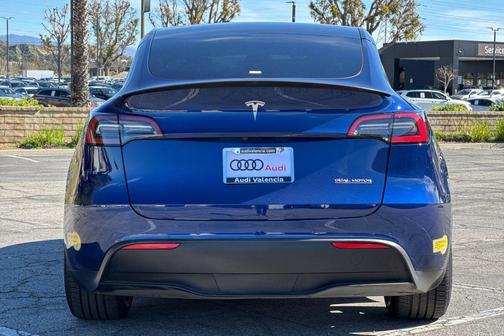 2022 Tesla Model Y Performance Dual Motor All-Wheel Drive