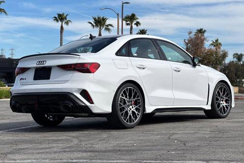 2026 Audi RS 3 TFSI quattro S tronic