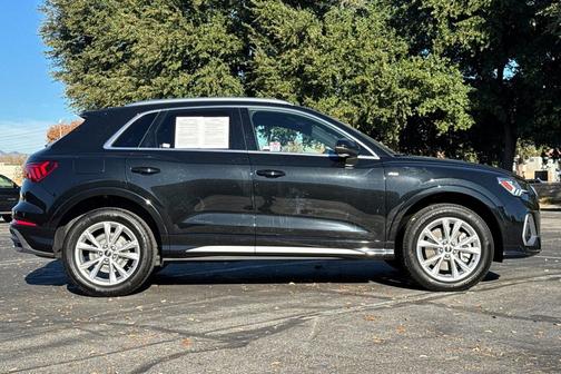 2024 Audi Q3 Premium 45 TFSI S line quattro Tiptronic