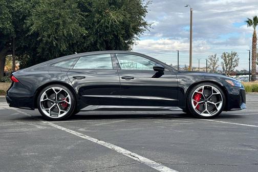 2026 Audi RS 7 4.0T Performance