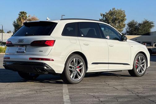 2026 Audi Q7 55 Prestige