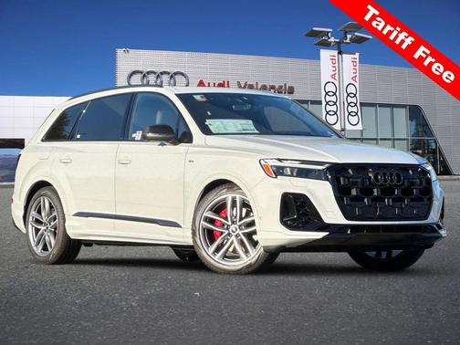 Glacier White Metallic 2026 Audi Q7 55 Prestige