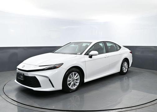 Ice 2026 Toyota Camry LE