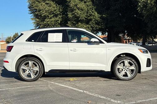 2025 Audi Q5 45 S line Premium