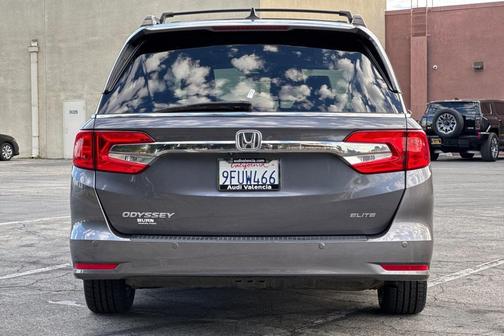 2019 Honda Odyssey Elite