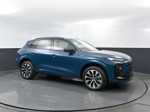Blue 2026 Audi Q3 TFSI quattro S tronic