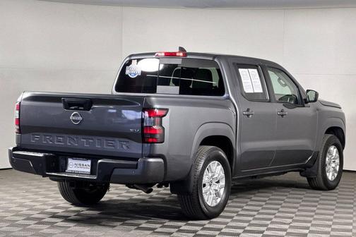 Gun Metallic 2024 Nissan Frontier SV