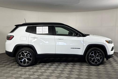 Bright White Clearcoat 2025 Jeep Compass Limited