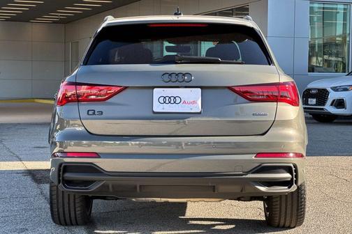 2024 Audi Q3 45 S line Premium Plus