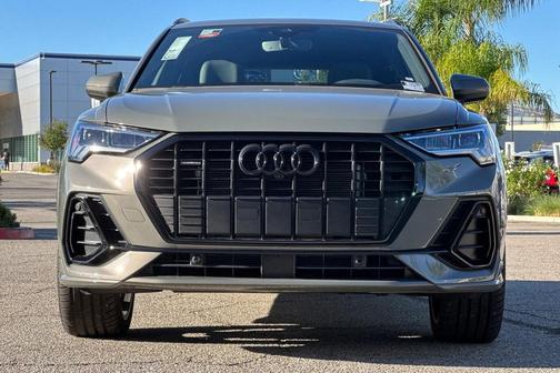 2024 Audi Q3 45 S line Premium Plus
