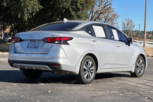 2021 Nissan Versa 1.6 SV