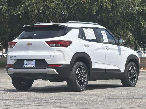 Summit White 2025 Chevrolet Trailblazer LT